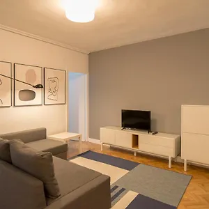 https://nahima-parking-free.basquecountryhotels.org